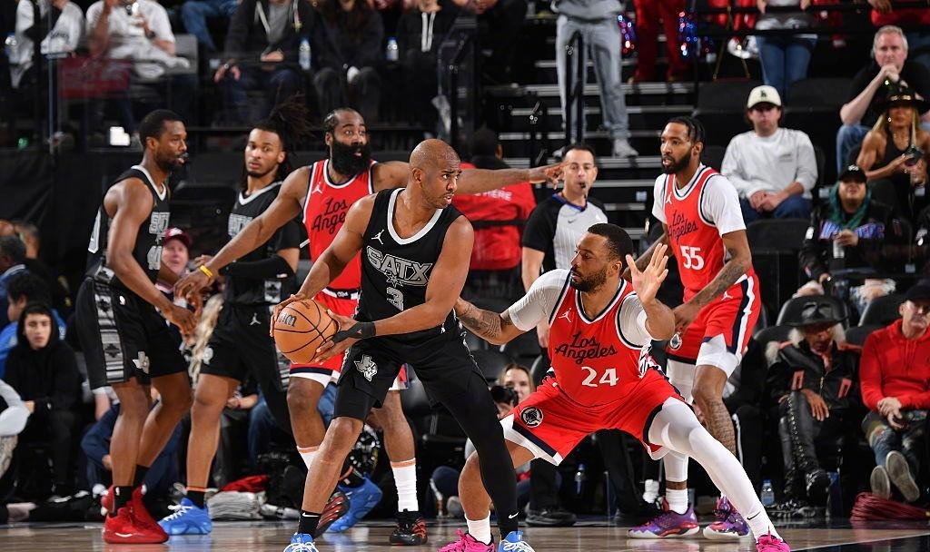 开云·体育(kaiyun)官方网站 纳达尔巅峰对决，哈登与60激战日本队分钟，逆转胜负难料！