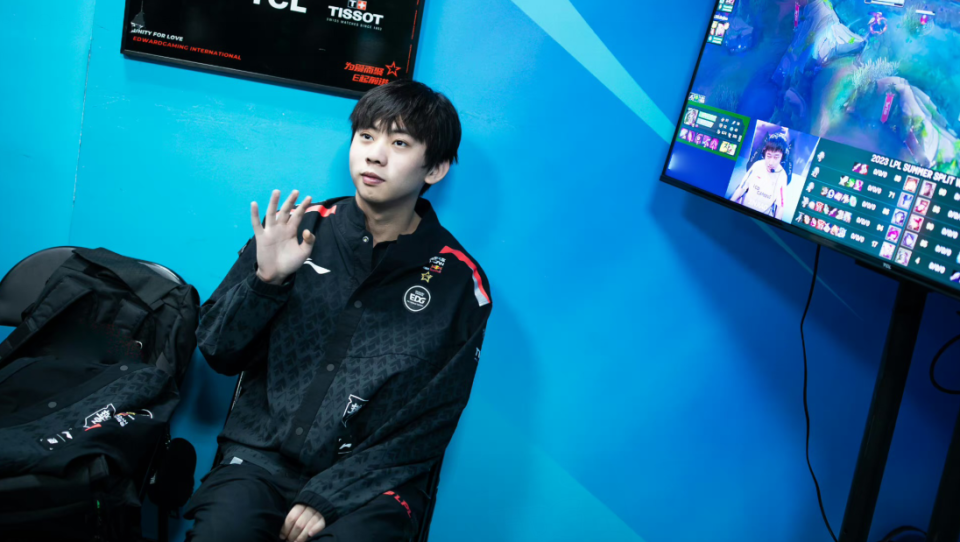 KAIYUN官网Uzi连续二十场比赛得分超过绝杀，IG挑战极限！的简单介绍